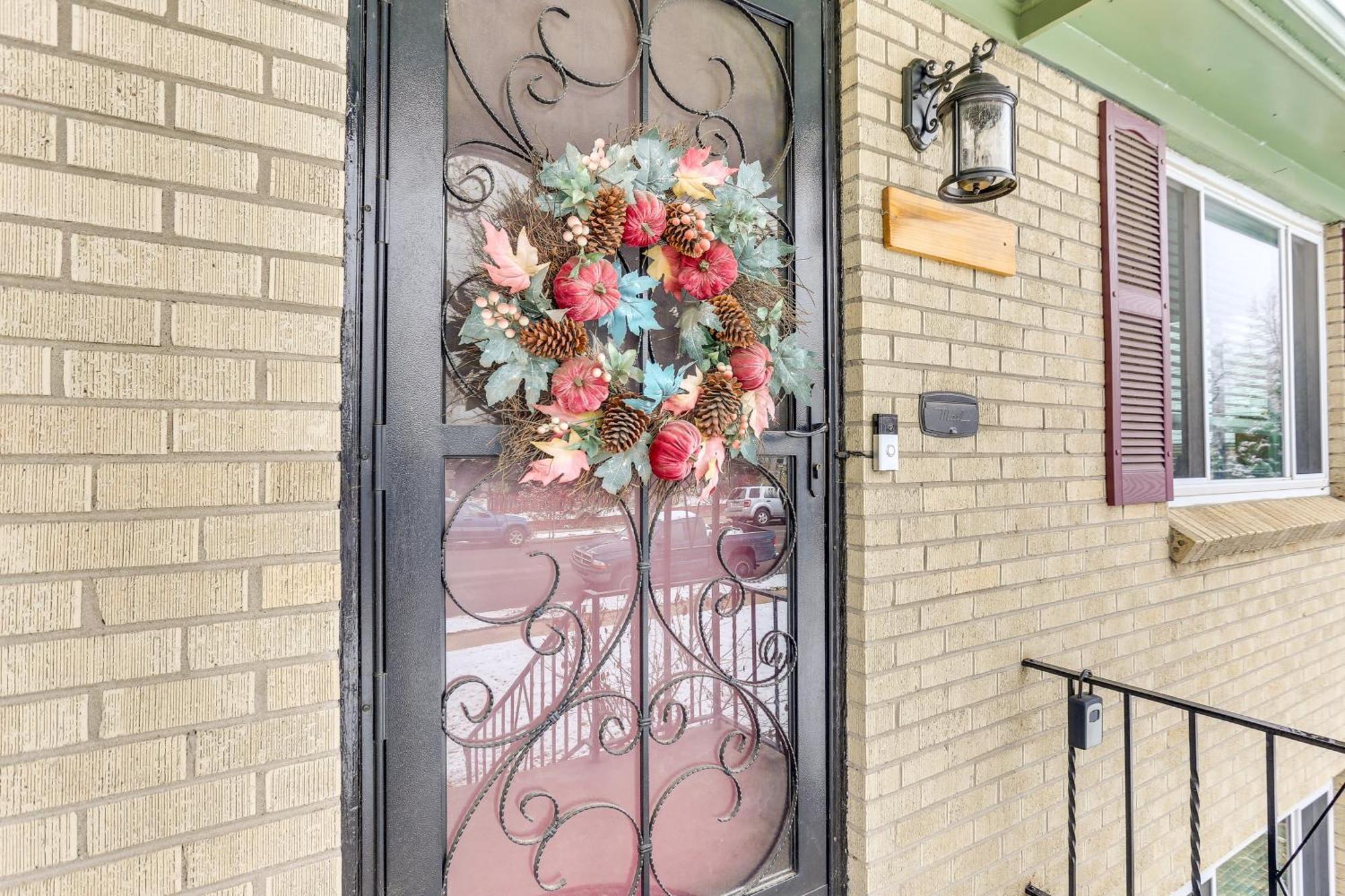 Dog-Friendly Denver Apartment With Shared Yard! ภายนอก รูปภาพ