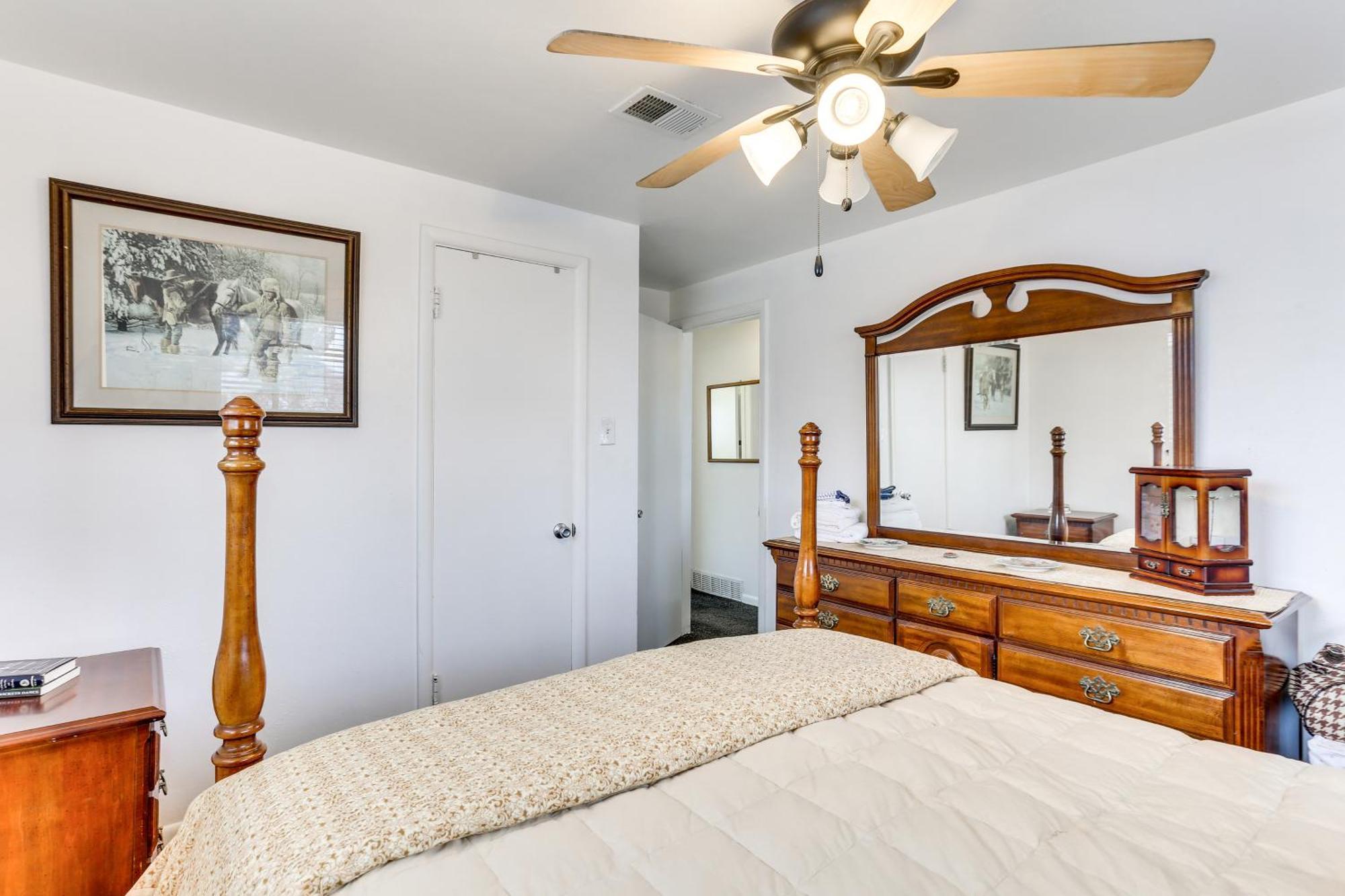 Dog-Friendly Denver Apartment With Shared Yard! ภายนอก รูปภาพ